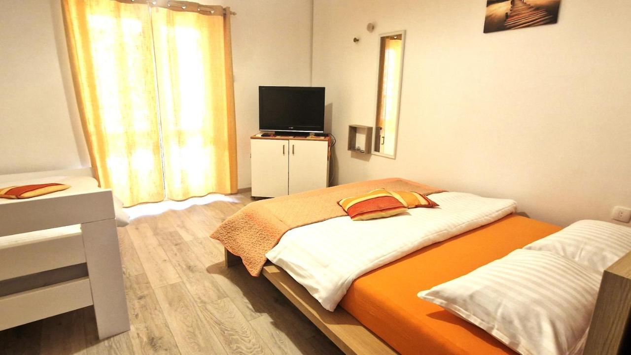 Garden Apartments Крк Экстерьер фото