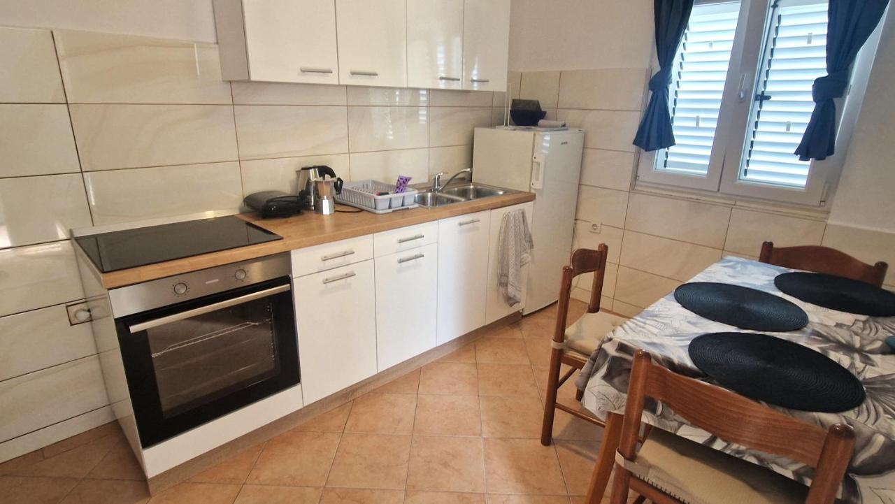Garden Apartments Крк Экстерьер фото