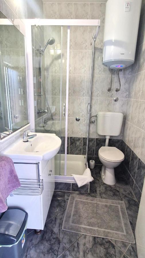 Garden Apartments Крк Экстерьер фото